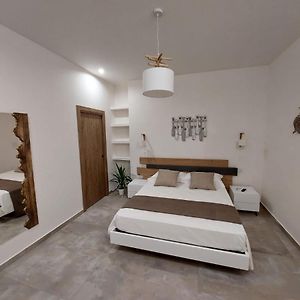 Camera con letto king size